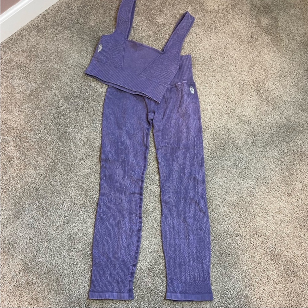 Free people movement Set. legging and bralette m/l